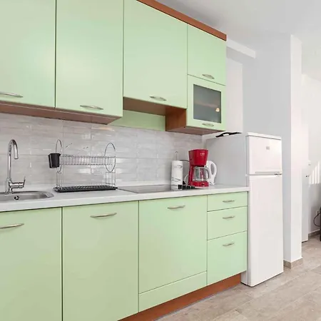 Apartment In Porec/istrien 39699 Porec
